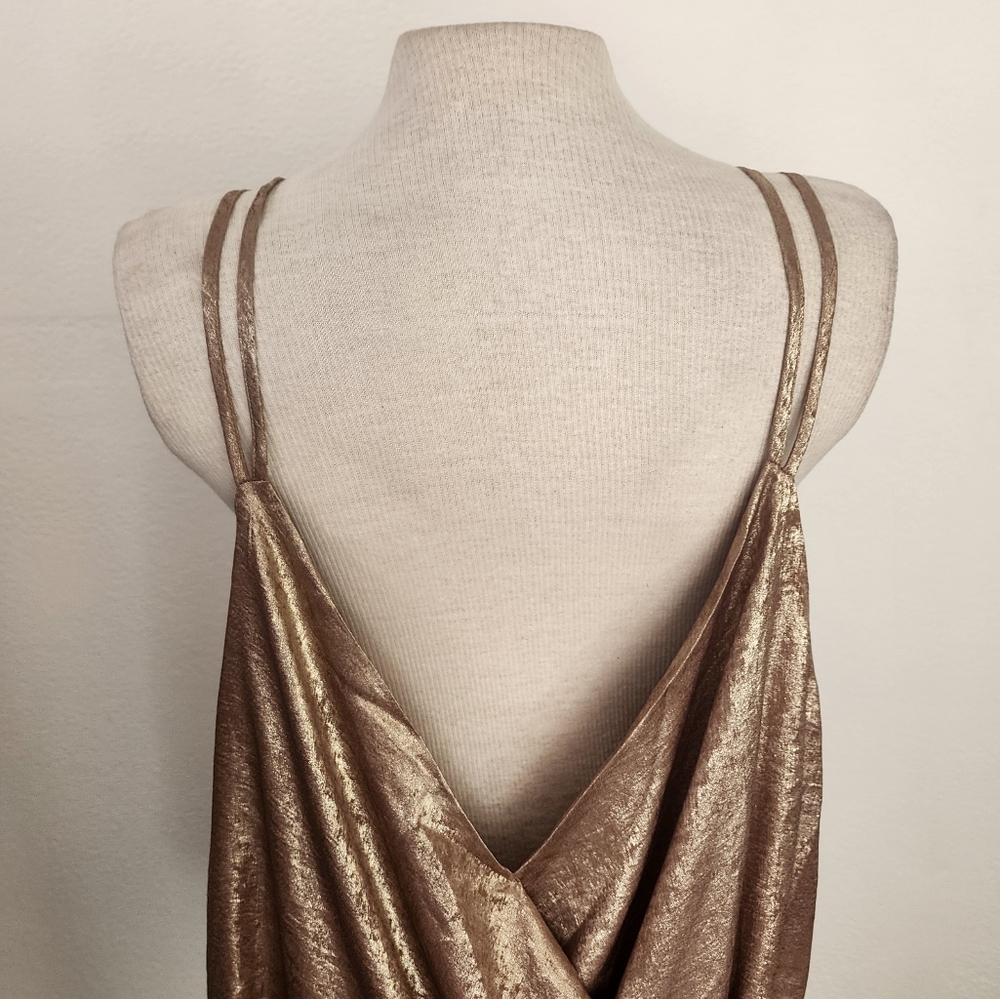 Shein Halter Curve Draped Back Foil Sleeveless Top Gold Plus Size 2X - Picture 7 of 14